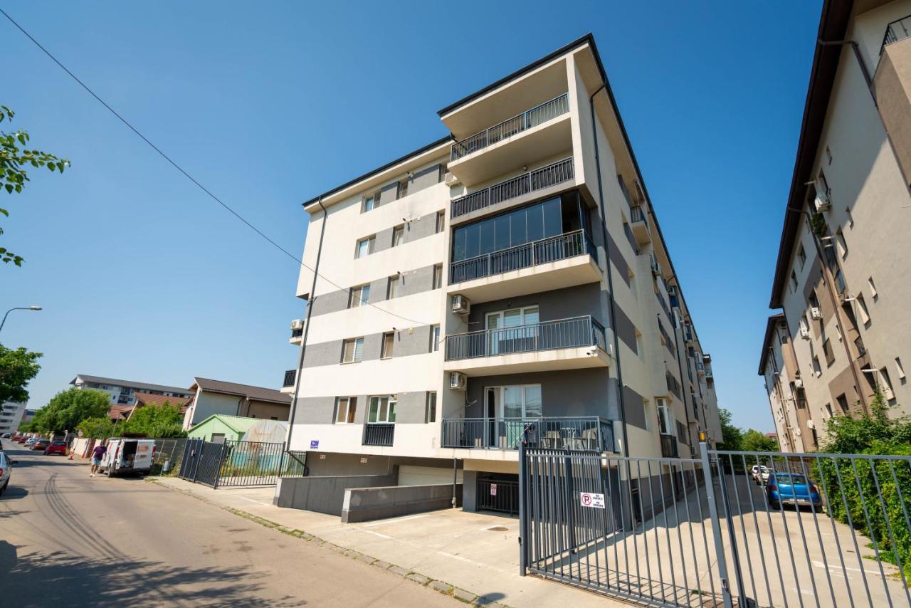 Hotel Studio Titan Bucharest Exterior photo